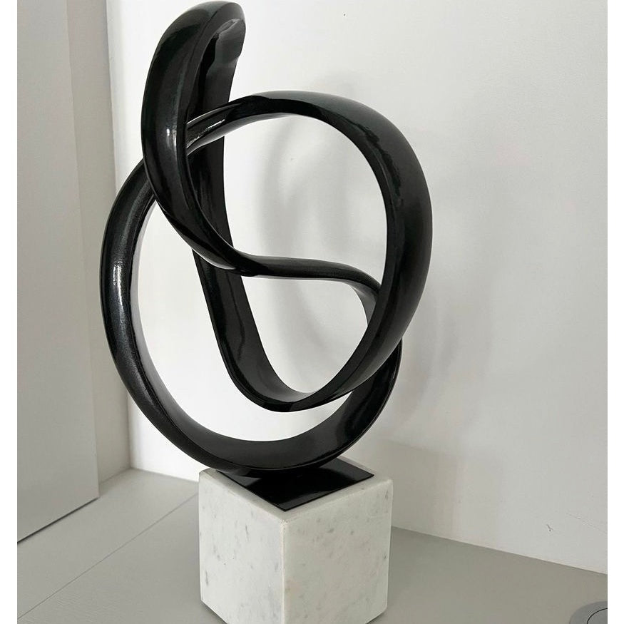Knot Marble Sculpture - Black & White