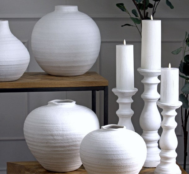 Regola Large Ceramic Vase - Matt White Secondary image